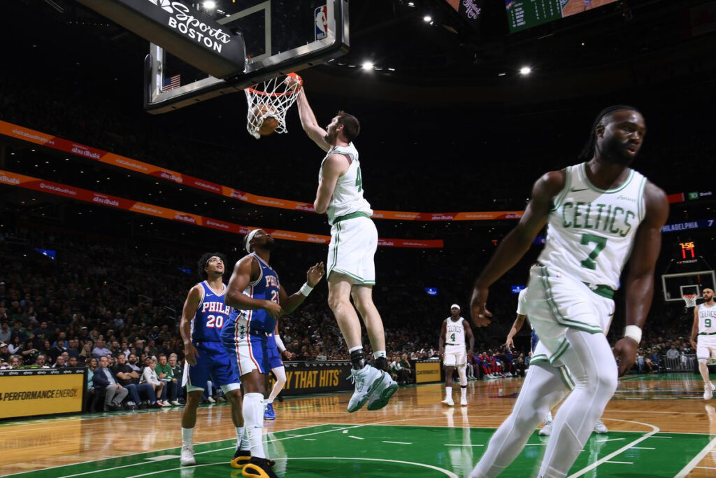 Celtics Gulingkan Sixers yang Tampil Tanpa Bintang