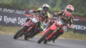 Seri Terakhir Superchallenge Supermoto Race 2024