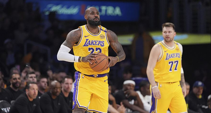 LeBron Semangat Menatap Musim Kedua Bareng Luka Doncic